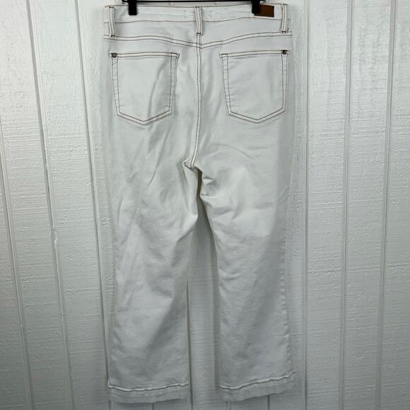 Judy Blue Women Cropped Bootcut Denim Jeans Cream Quiet Luxury Preppy Size 31 - Picture 5 of 6